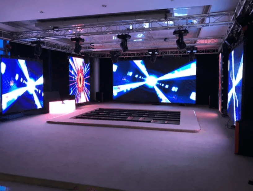Pistas e Painéis de LED
