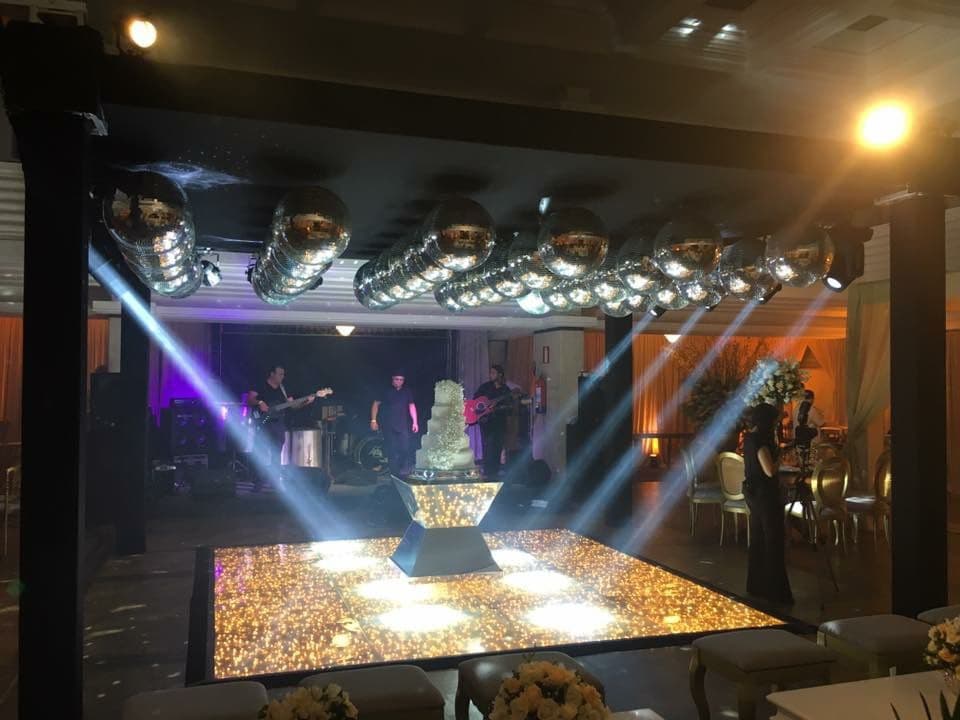 Estrutura de palco, som e iluminação montada pelo Viva Acústicos - foto 1